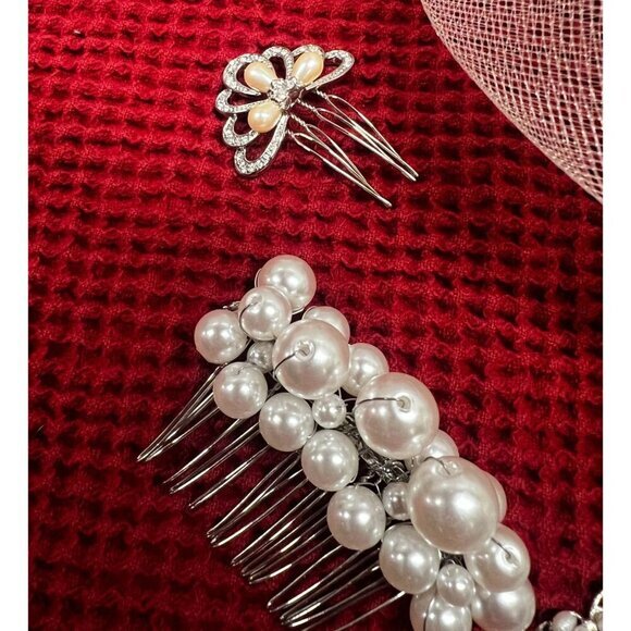 Bridal Hair Accessories Set With Pearl & Crystal Combs and‎ Veil - Picture 3 of 5